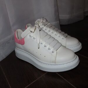 Alexander McQueen Oversized Sneaker in White Leather and Pink Suede